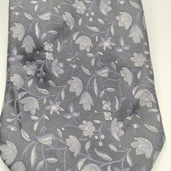 Roberto Villini Couture Silk Necktie Lavender Floral Cottage Core pattern 4 x 58 - Picture 8 of 8